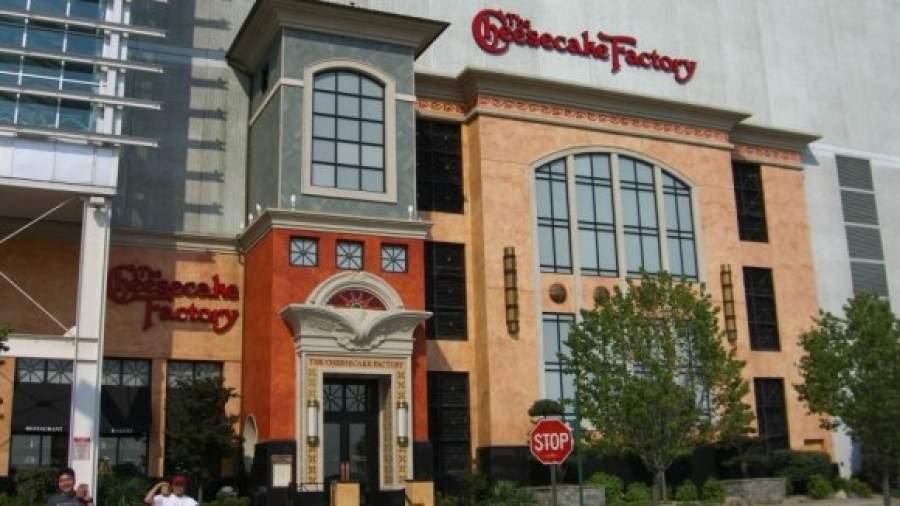 Американская сеть ресторанов The Cheesecake Factory приходит в Россию