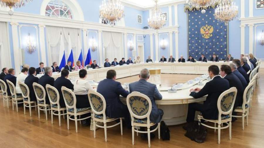 Программа партии «Единая Россия» будет подготовлена в двух вариантах