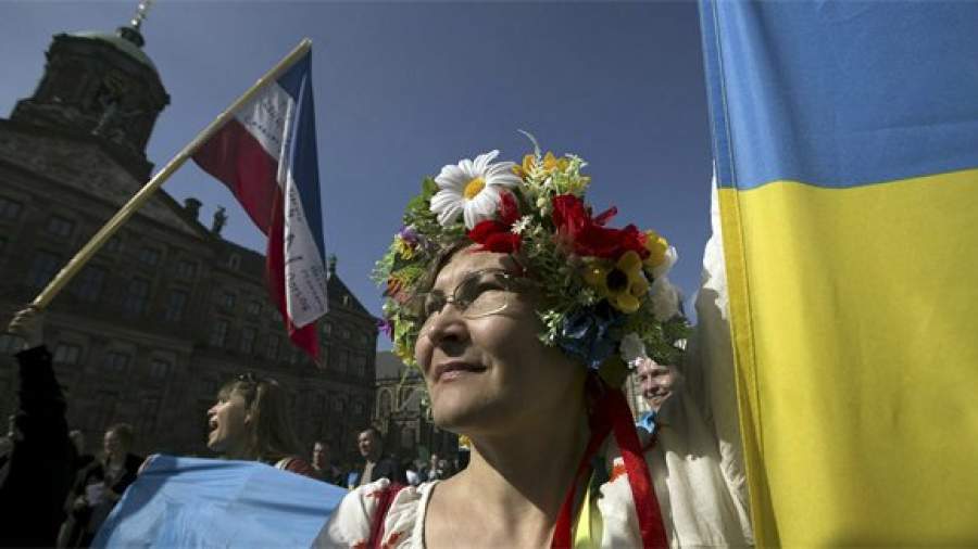Голландский референдум по Украине может повредить единству ЕС