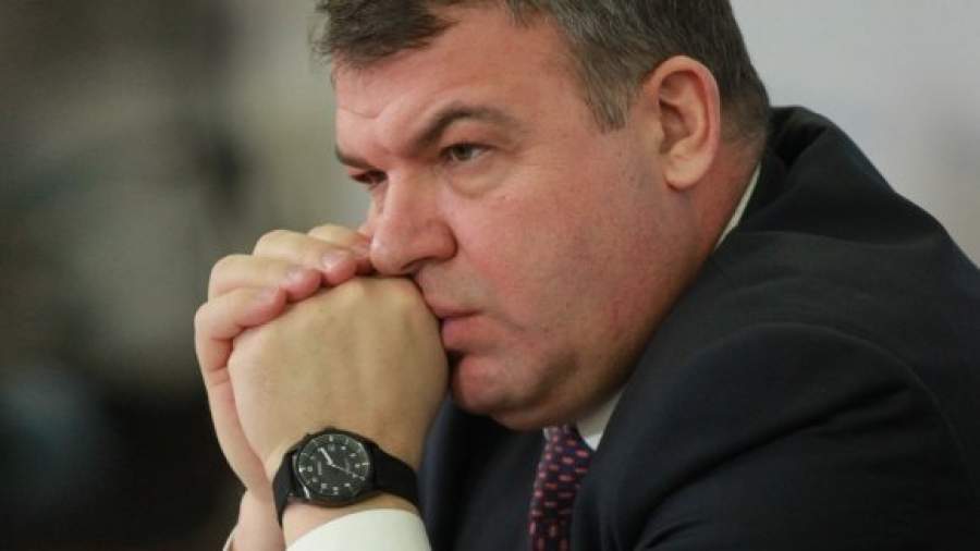 Депутаты требуют заново расследовать дело Сердюкова