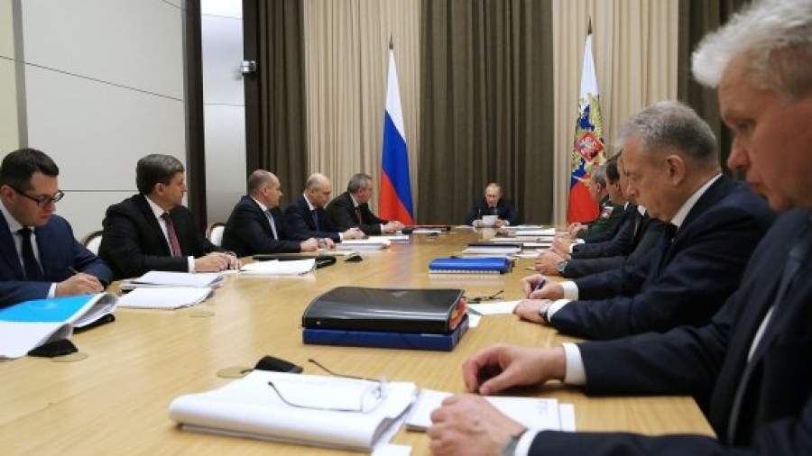 Президент поручил укрепить российскую космическую группировку
