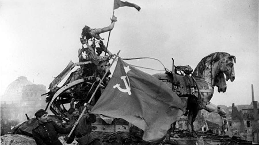 8 мая 1945 года в «Известиях»: Германия капитулировала, народы ликуют
