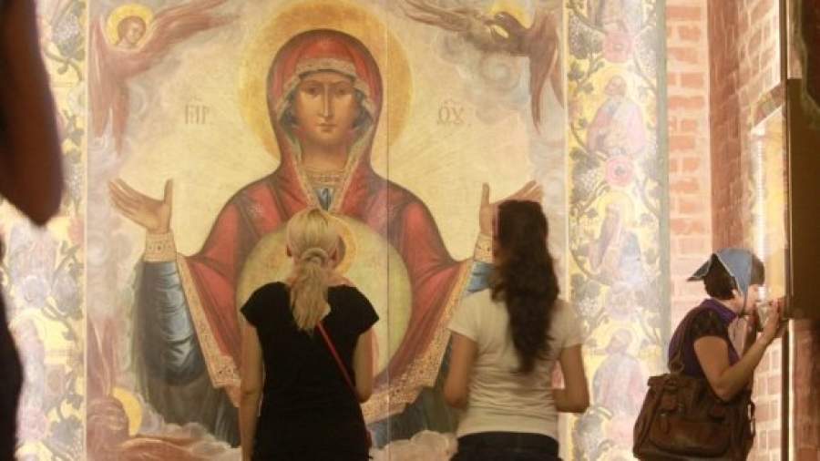 В Покровском соборе выставлены вериги московских юродивых