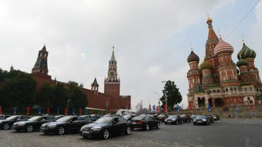 Чиновников пересадят на Audi A8 российской сборки