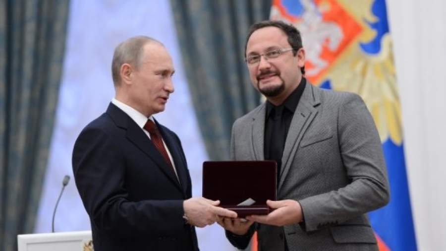 Путин наградил Стаса Михайлова через два года