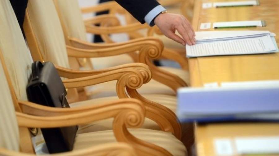 К осени у чиновников и бизнесменов появятся собственные ученые степени
