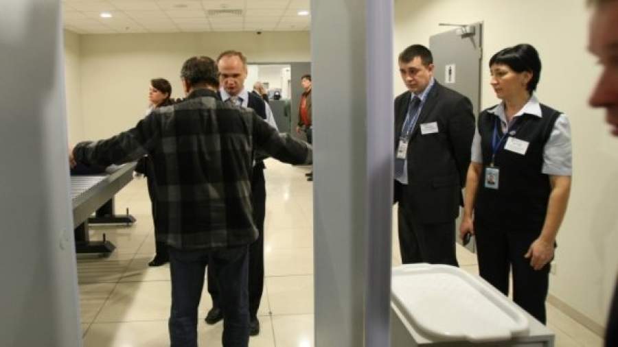 Генпрокуратура требует от МВД и Минтранса навести порядок в аэропортах