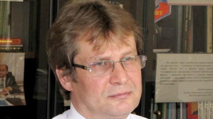 Дворкович хочет взять недра под свой контроль