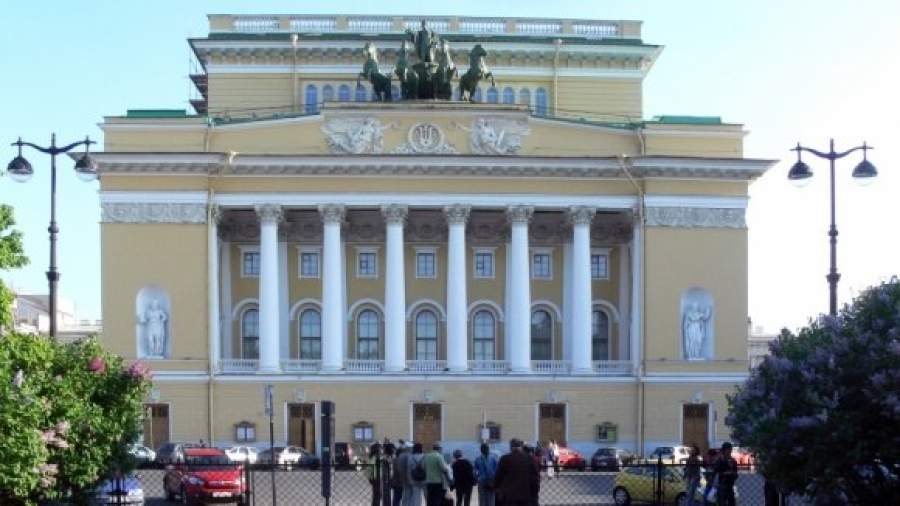 Новую сцену Александринки достроят местные подрядчики