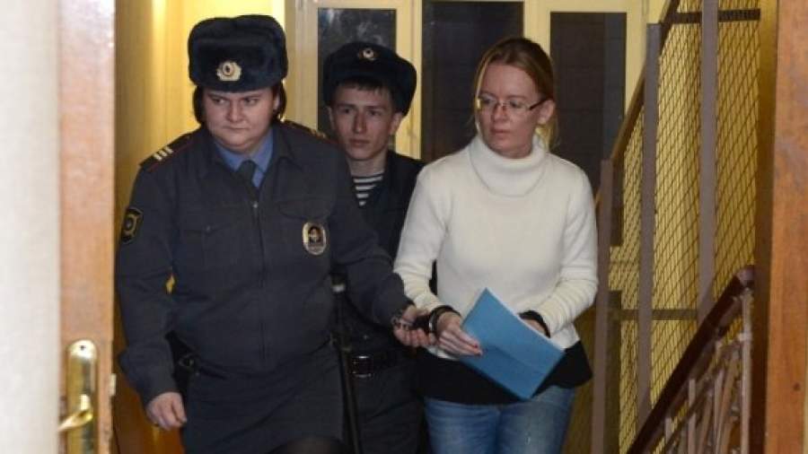 Фигурантка дела «Оборонсервиса» брала взятки путевками и компьютерами