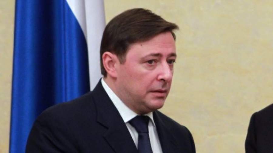 Александру Хлопонину поручили лес и алкоголь