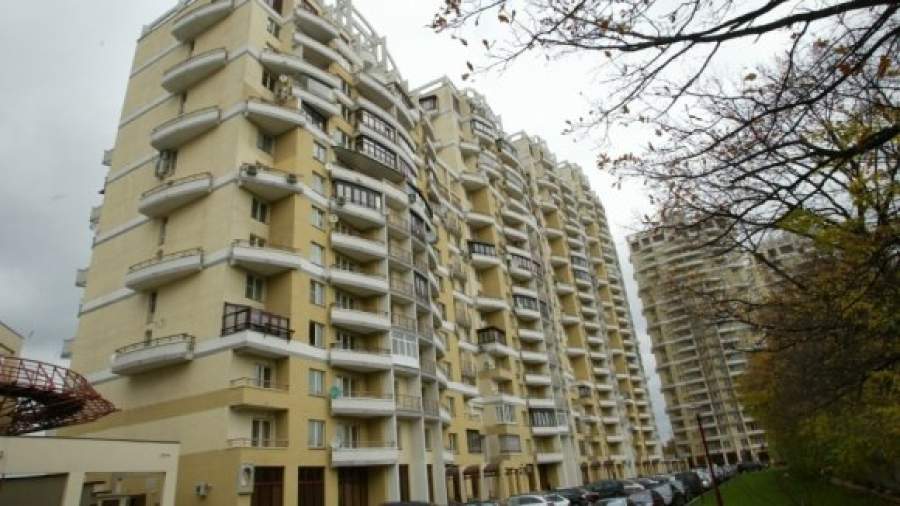 На обслуживании депутатского дома исчезли 100 млн рублей