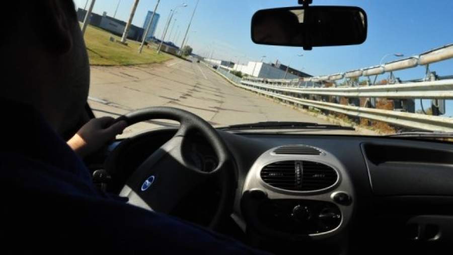 Четверть россиян предпочитают отечественные автомобили