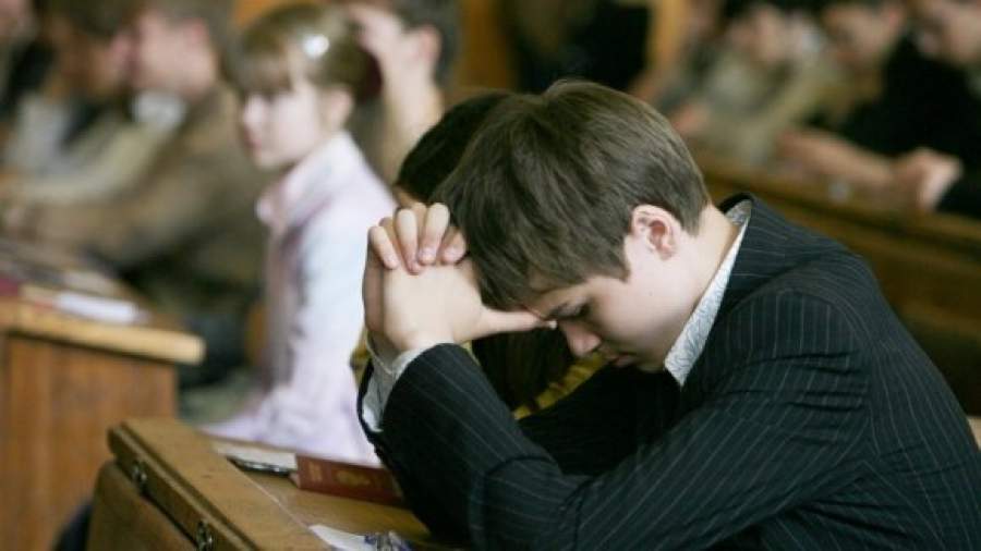 Вузы и абитуриенты наперебой обманывают друг друга