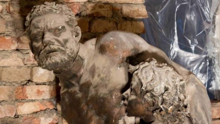 «Беглый раб» и «Бассейн в гареме» вернулись к зрителям