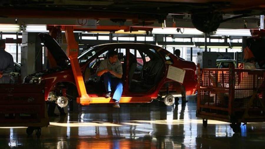 Поддержка безработным АвтоВАЗа ушла налево