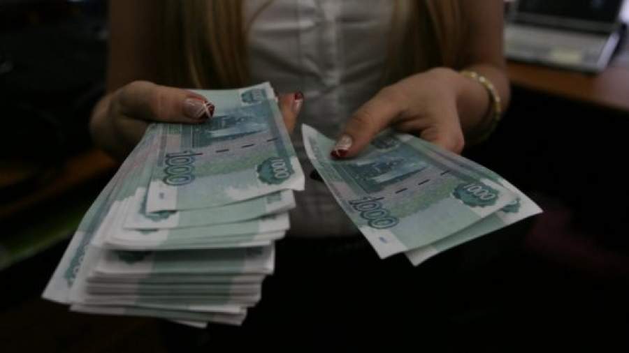 Росфинмониторинг предложил ограничить работу банков с наличными