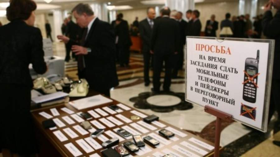 «Андроид» победил «Яблоко» в российской Госдуме