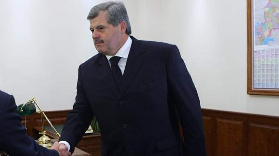 Медведев уволил мурманского губернатора