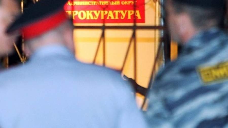 Прокурор попал под пулю для жены