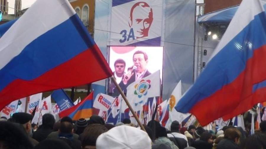 Десять тысяч на Манежной