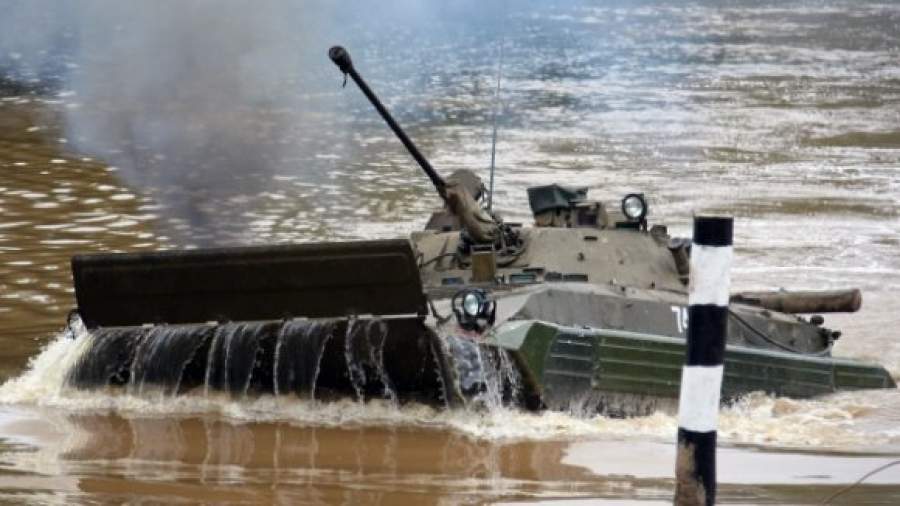 Морским пехотинцам создадут боевую машину с винтом