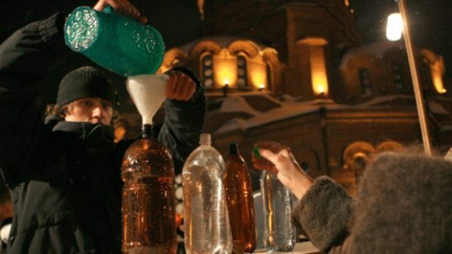 «Водяных прихожан» православной церкви подготовят к проруби
