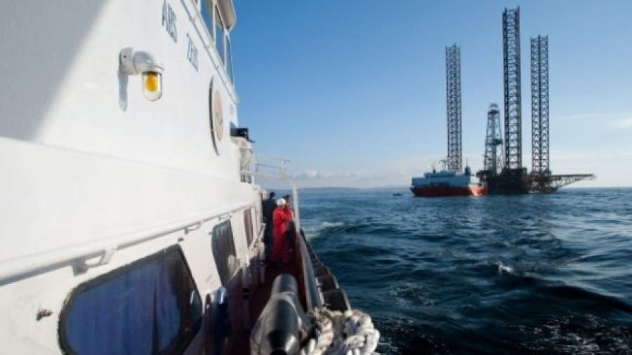 Нефтяники смогут не брать российское