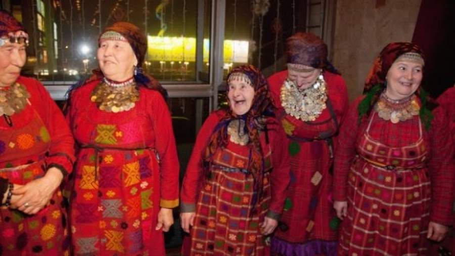 Удмуртских бабушек послали на Каспий