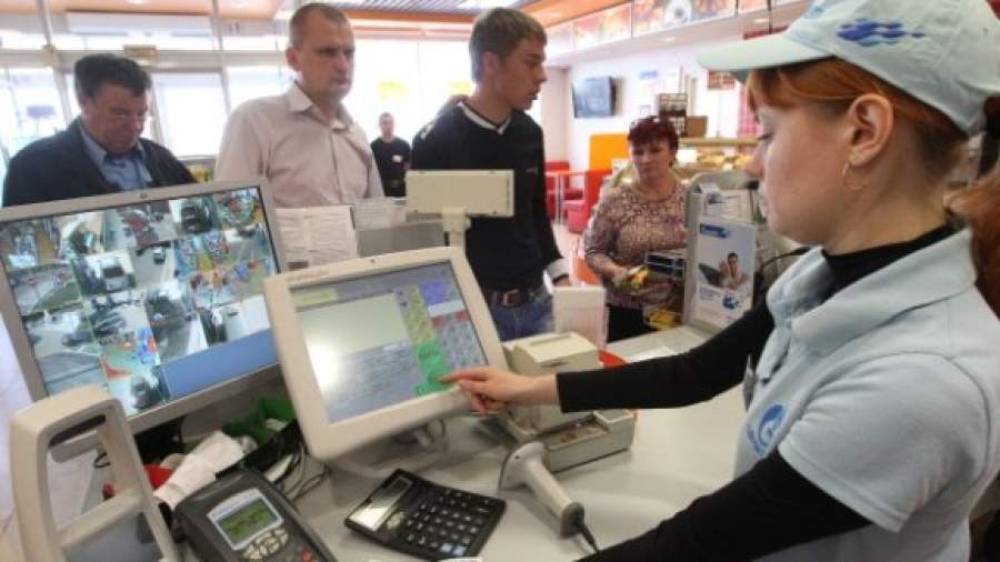 «Пластик» на 100 тыс. рублей в подарок