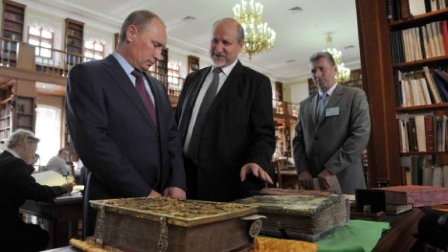 Один выпускник и сто книг