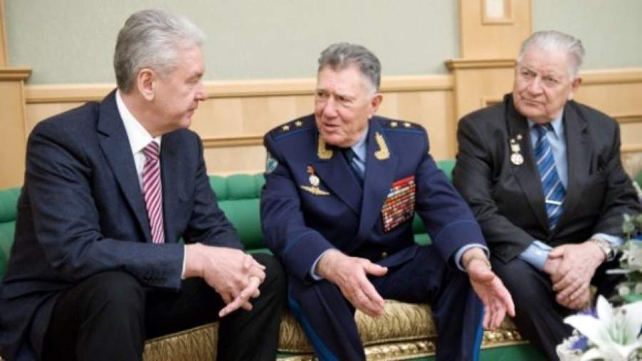 Одиноким ветеранам подберут сиделок