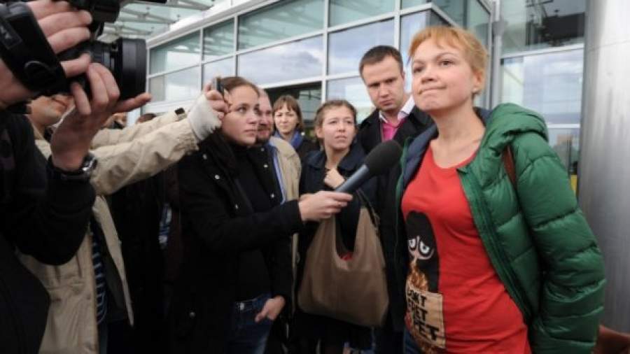 Аксана Панова обложила Урал информационным оброком