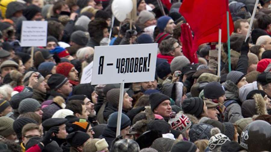 Оппозиция законодательно готовится к новым митингам