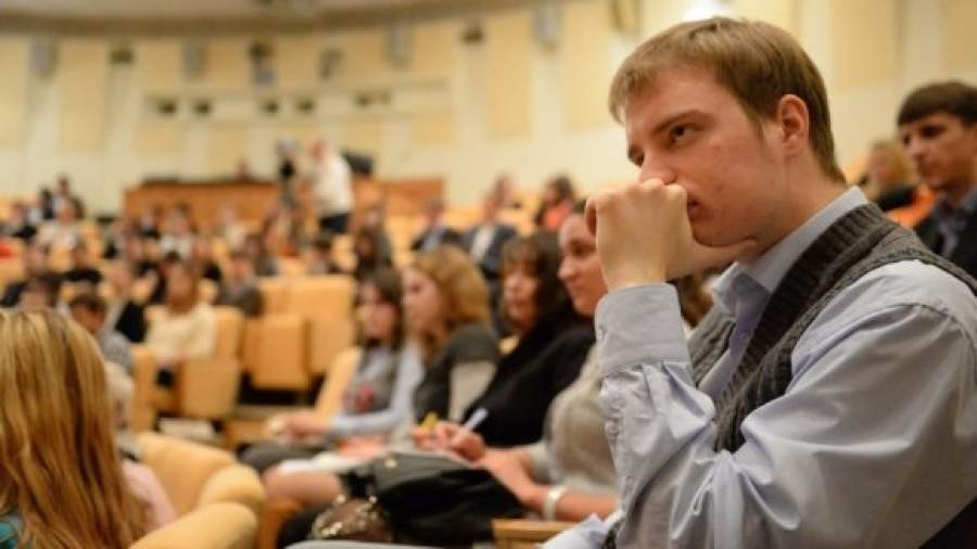 ОП предлагает создать всемирную ассоциацию иностранных выпускников