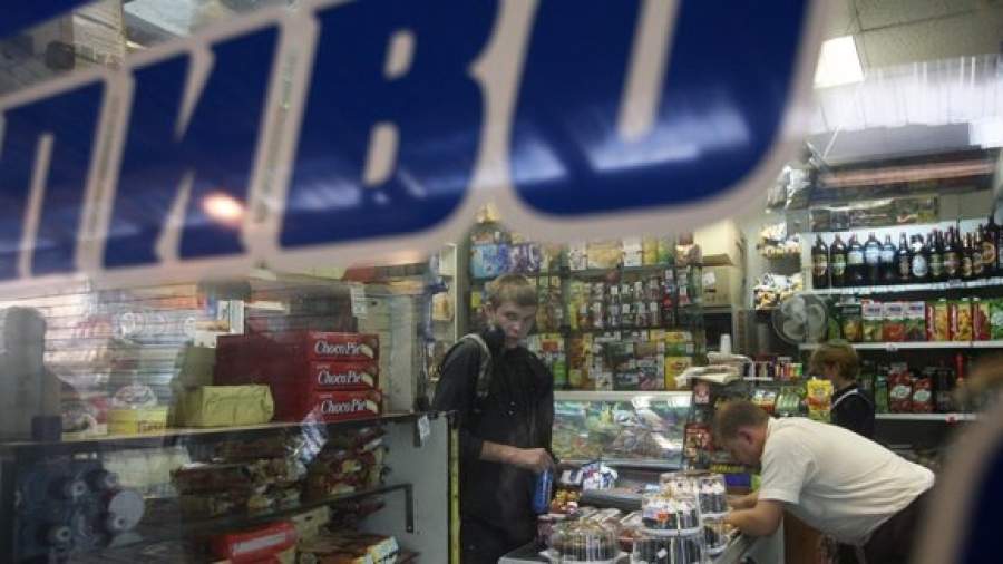 Алкоголь подвинут к школам