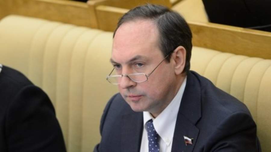 «Надо навести порядок, а не плодить людей с липовыми дипломами»