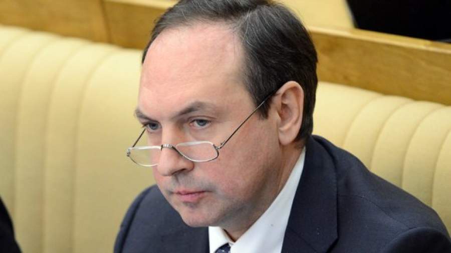 «Некоторые вузы существуют только на бумаге»