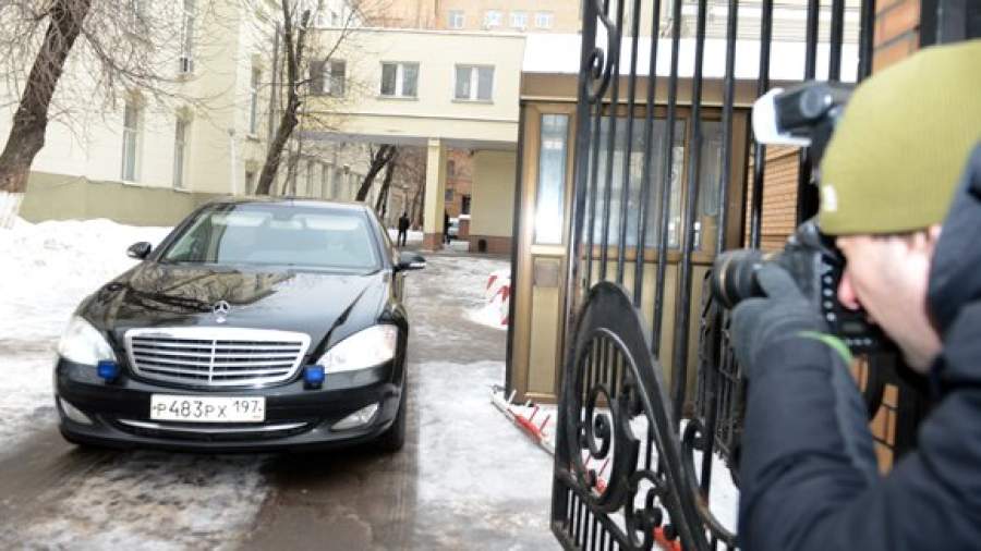Сердюкову оставили служебный автомобиль Минобороны