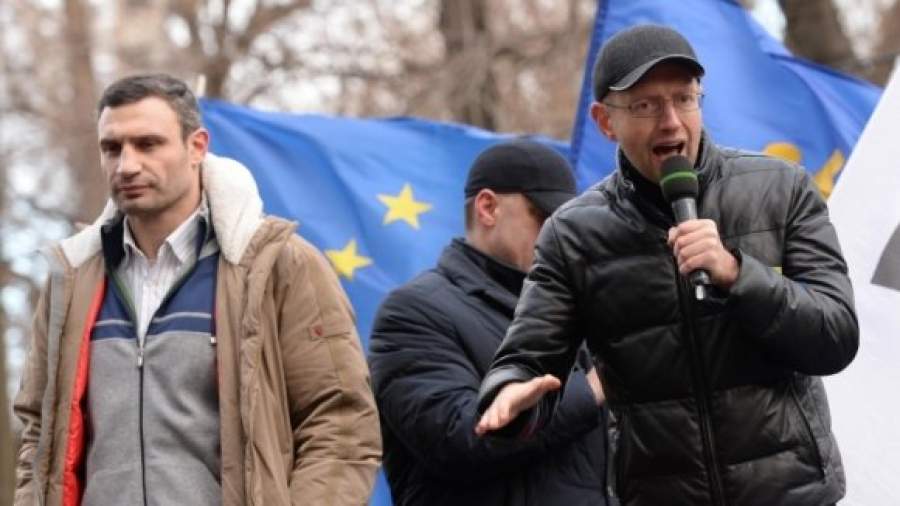 Российская оппозиция поддержит украинскую словом и делом