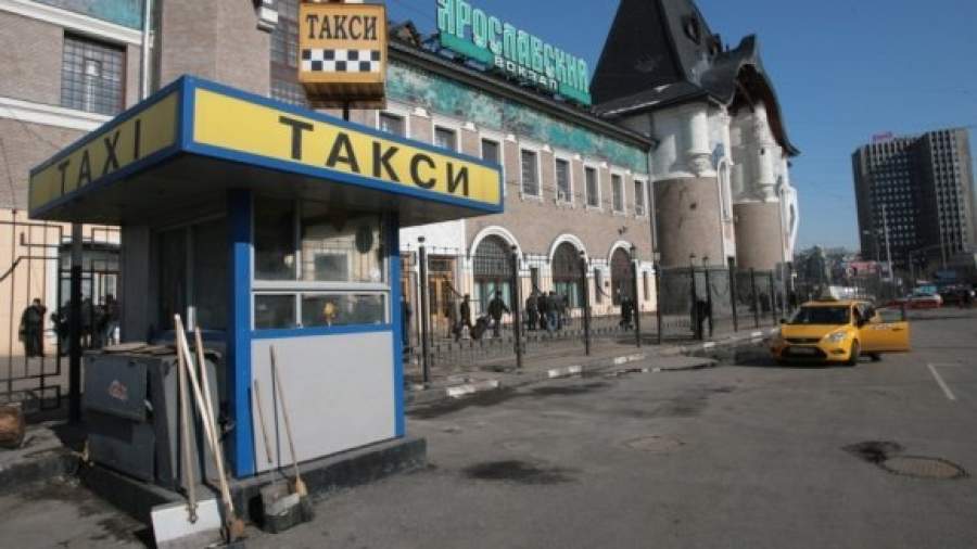 Москва навяжет таксистам единые тарифы
