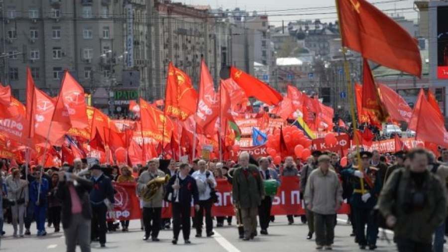 Коммунисты выпускают первую партию «красных блогеров»