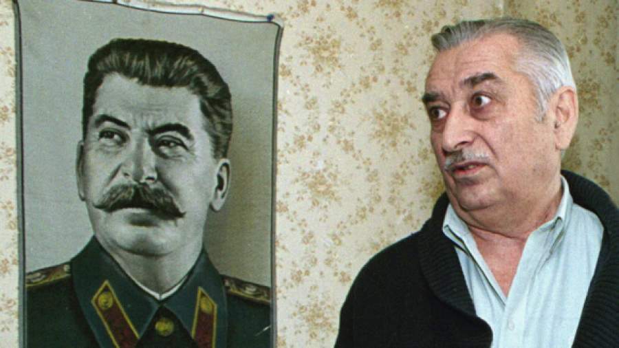 Внук Сталина обвинил в клевете сотрудницу РАН