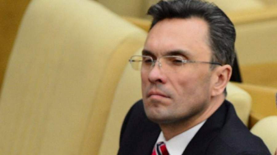 Коммунисту Бессонову предъявят обвинение 20 апреля