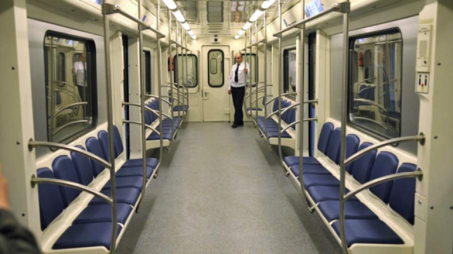 «Метровагонмаш» дважды заработает на вагонах для московского метро