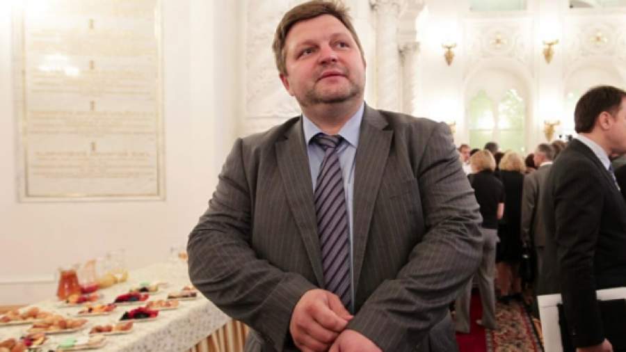 Никита Белых от дареных «Мерседесов» не отказывается
