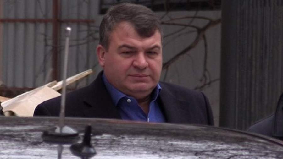 Анатолия Сердюкова оставили только в одном деле