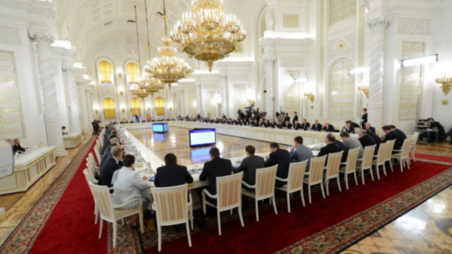 Путину пожалуются на серьезные проблемы в сфере ЖКХ