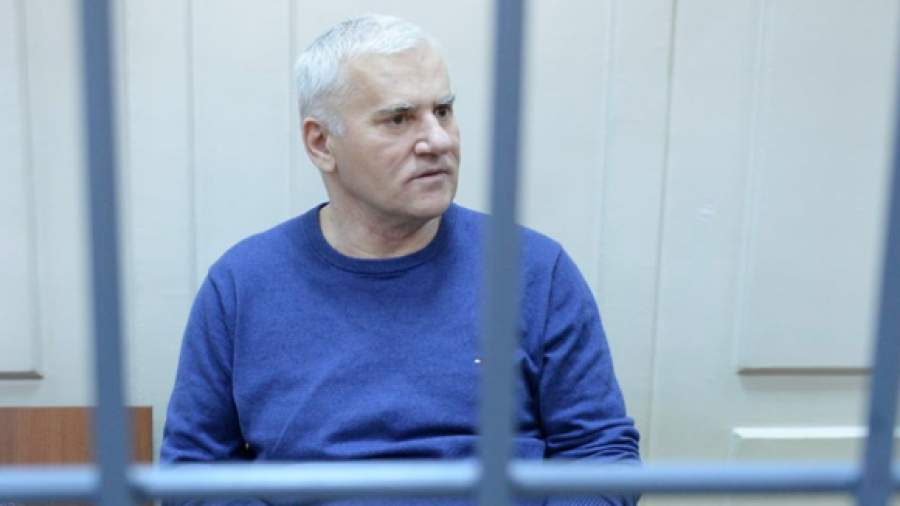 Экс-мэра Махачкалы Амирова осудит специалист по терроризму