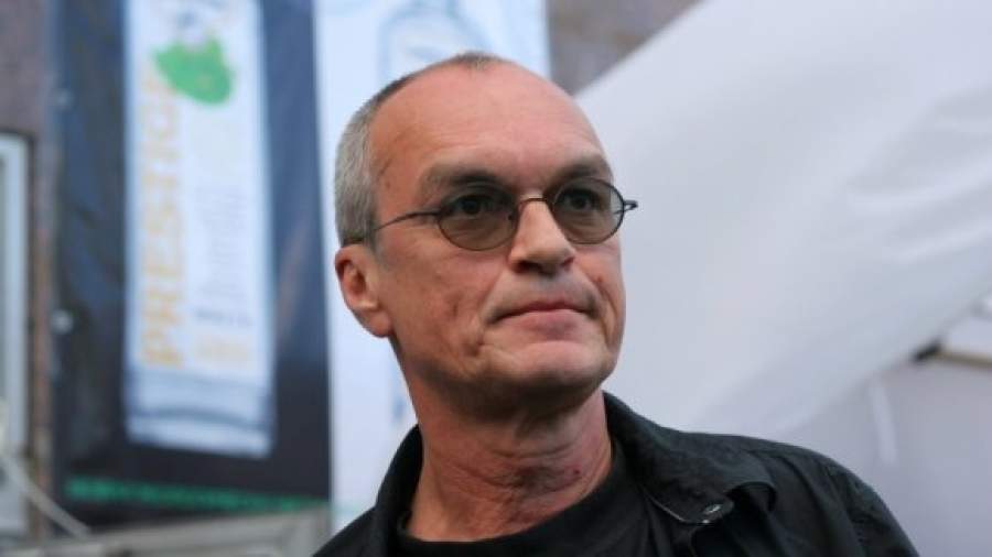«Хочется зацепиться за слово. А в современных сценариях его найти сложно»